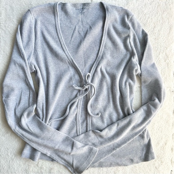 Brandy Melville Sweaters - Brandy Melville gray knit front tie cardigan, size medium
